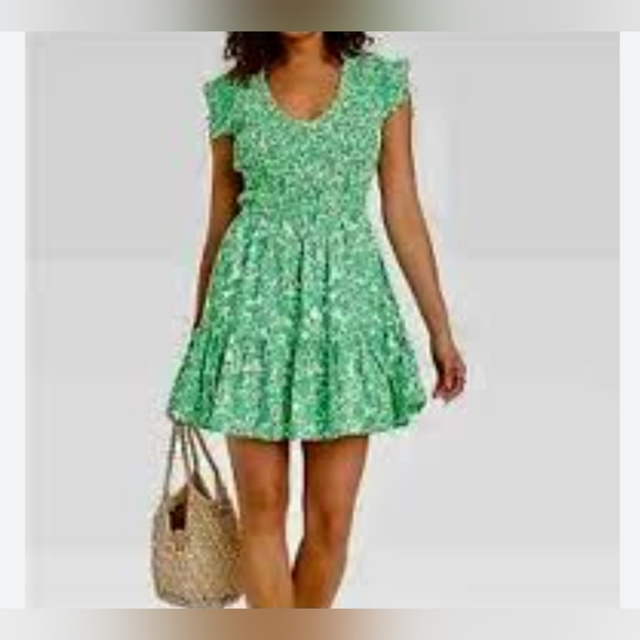 Universal Thread Dresses & Skirts - Universal Thread Medium Green White Ruffle Cotton Blend Midi Dress Preppy